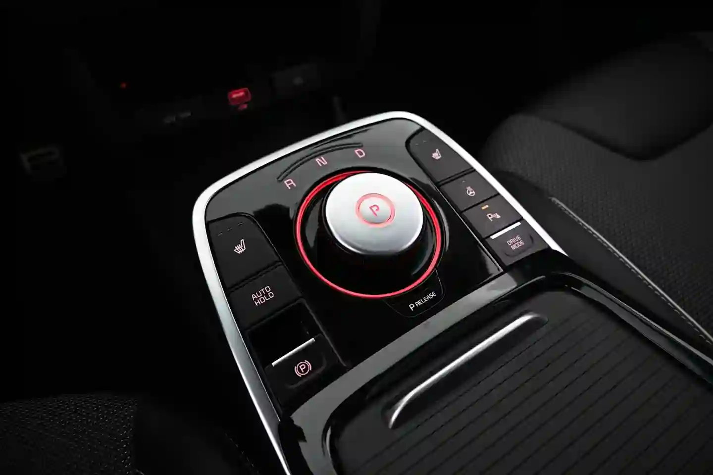 Car Image - 7DX74ZSvRXIo8tsaxgwY3p