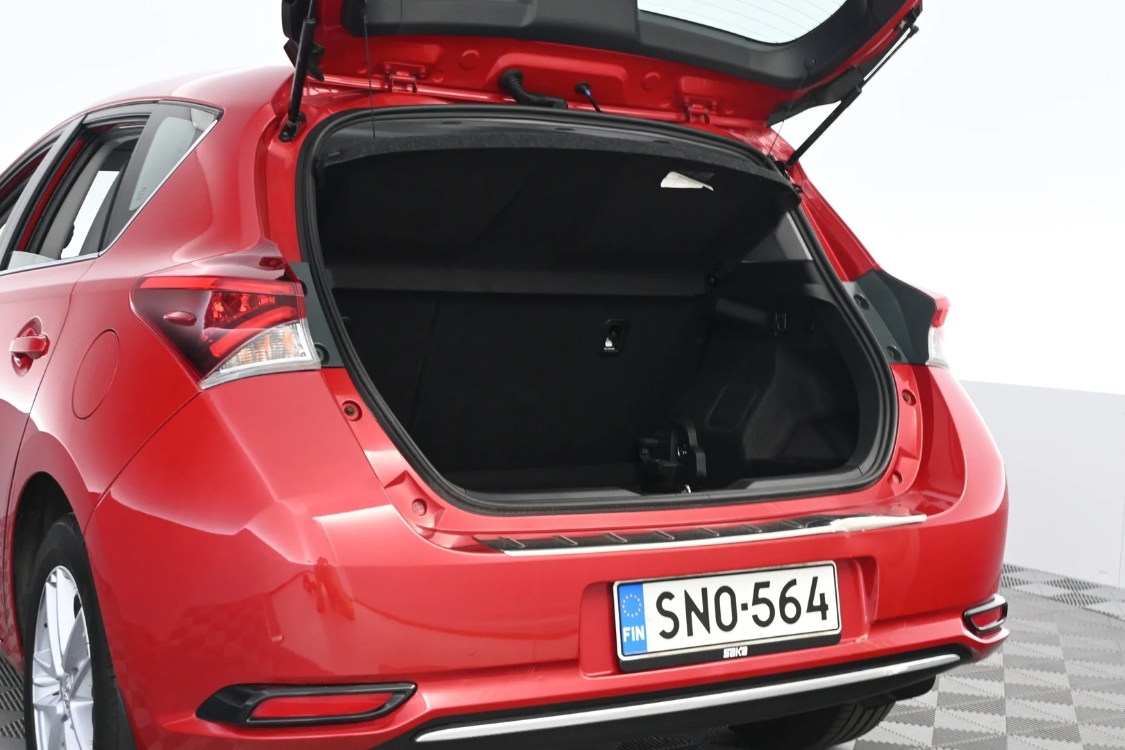 Car Image - 2HN0zktt3mX3ZyisvaiYuA