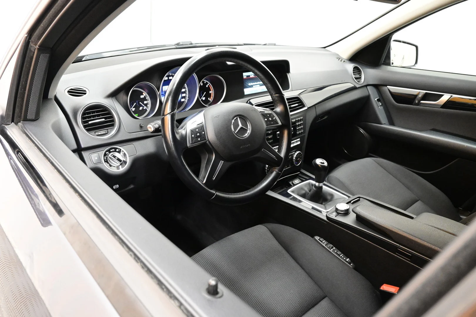 Car Image - 2aU1QU2WdqsHEtWfQC4Qkw