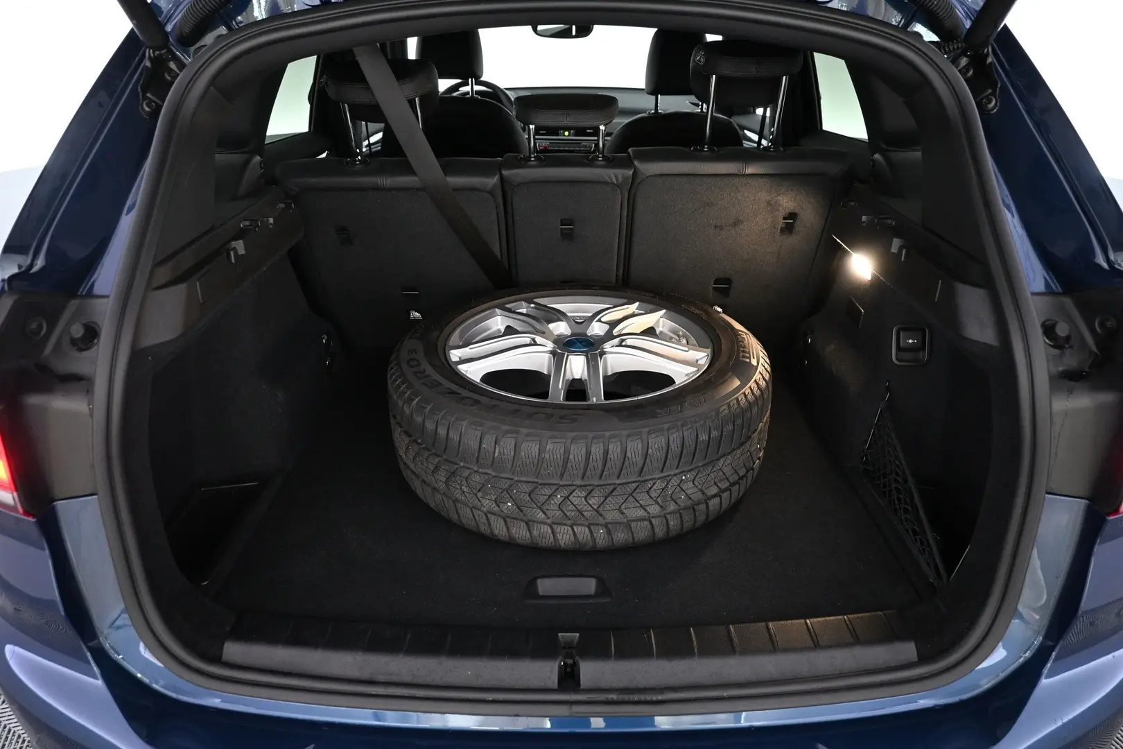 Car Image - 2VHEybPJmCtazf4pBCI5ec