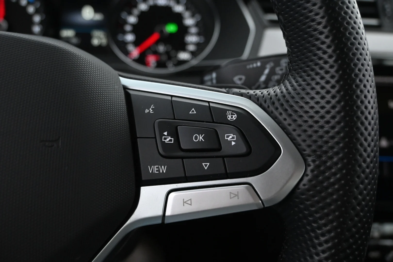 Car Image - 1s8Lp5xsFTsQOc0o3Y1yfH