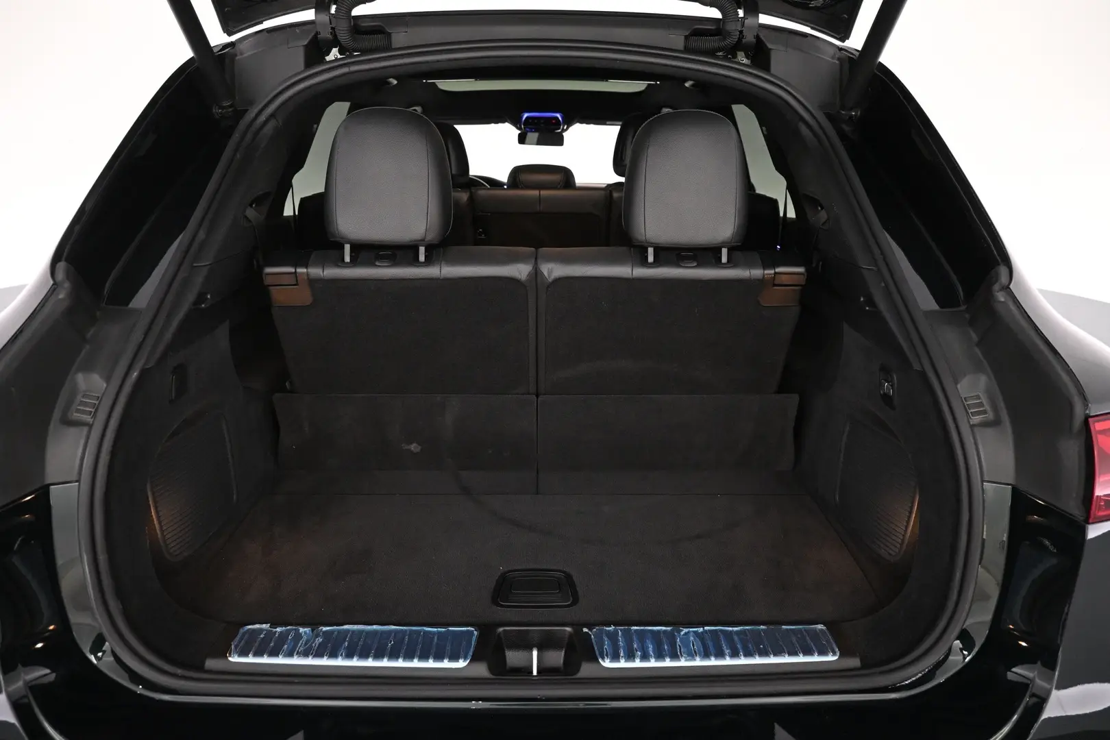 Car Image - 140ZII9XkbIkxbUb7sOgV6