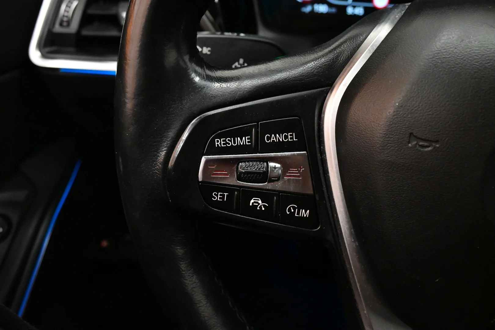 Car Image - 3S4OzXAvMQBDTaF1UZ0ljT