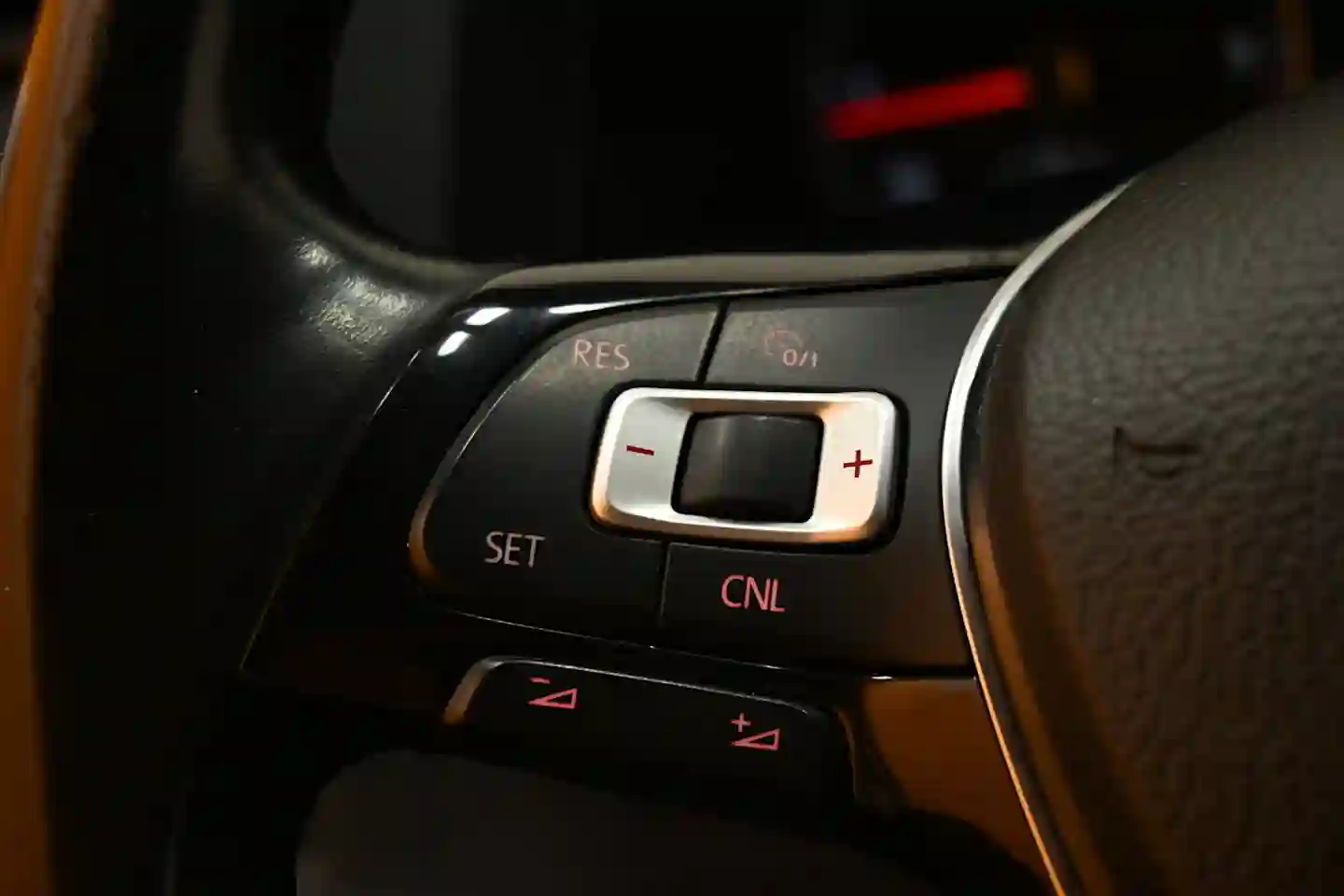 Car Image - 1poNFsisIJJ7I3ISqo2et4