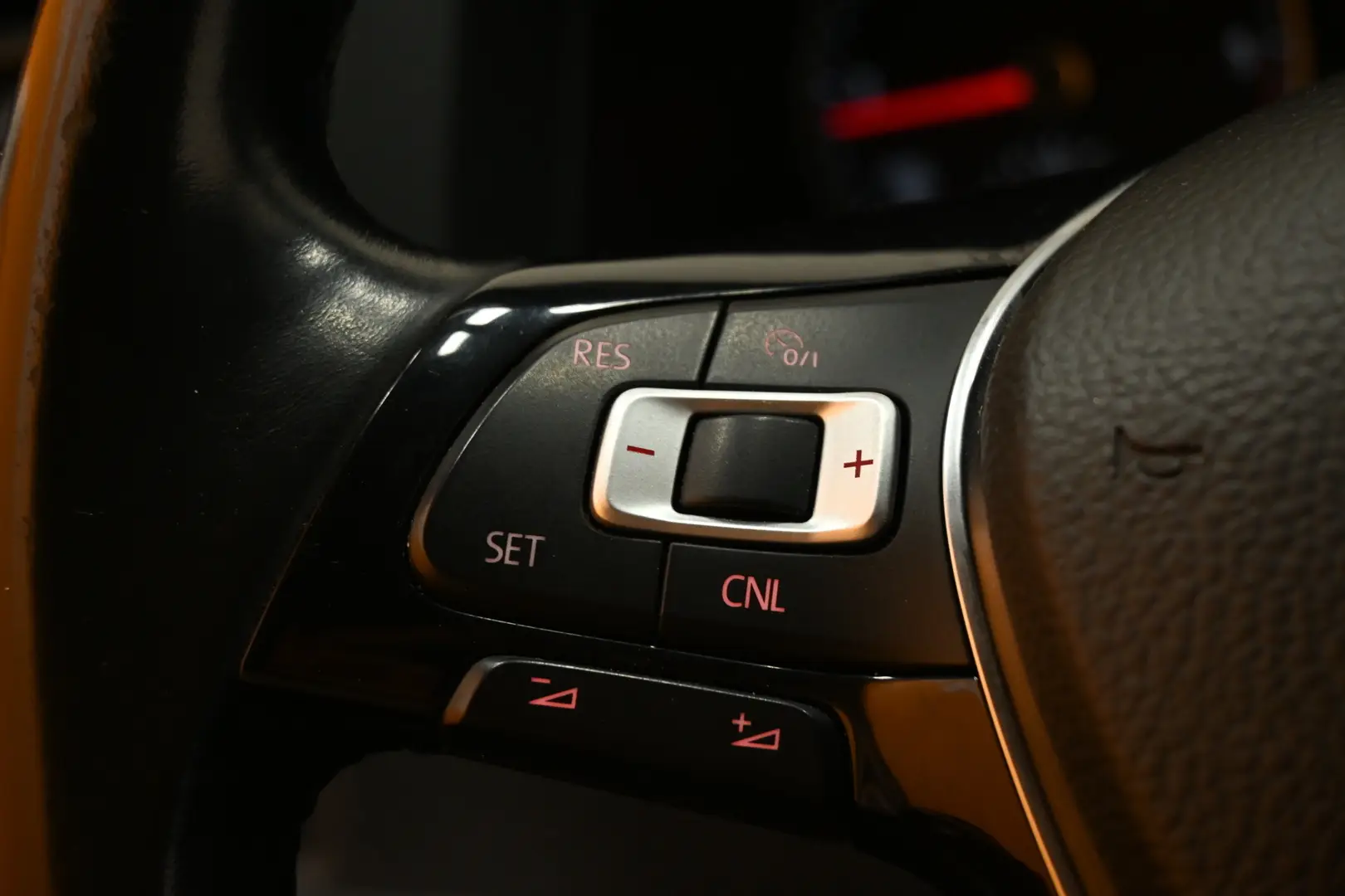 Car Image - 1poNFsisIJJ7I3ISqo2et4