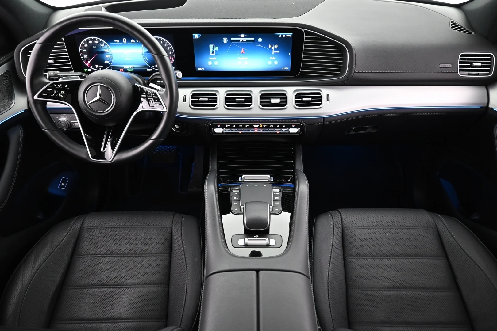 Car Image - 1WNJH7q4Ju8s3XseHfkkMC