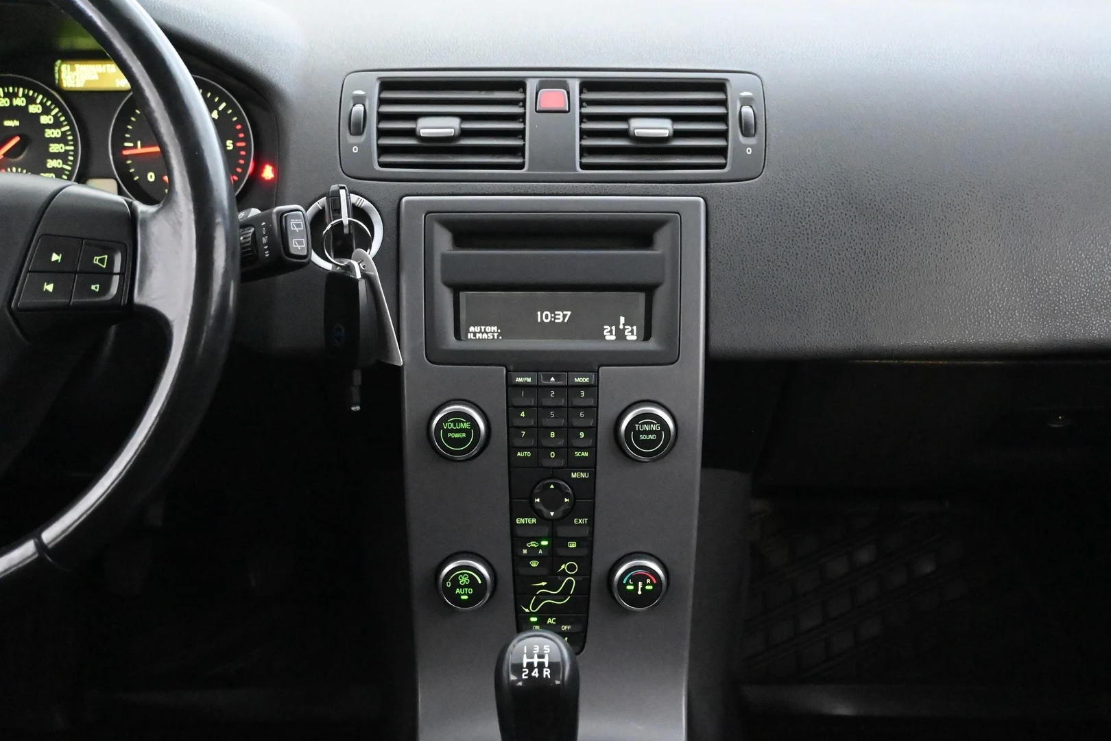 Car Image - 2Jg8l322s9A8bcZELAH4Dp