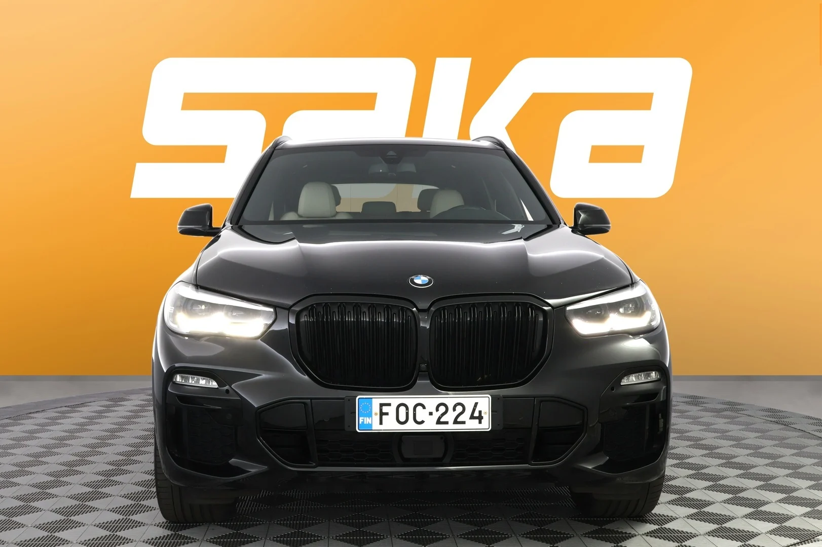 Car Image - 71UhdXTve9FuWKnvayGiFE