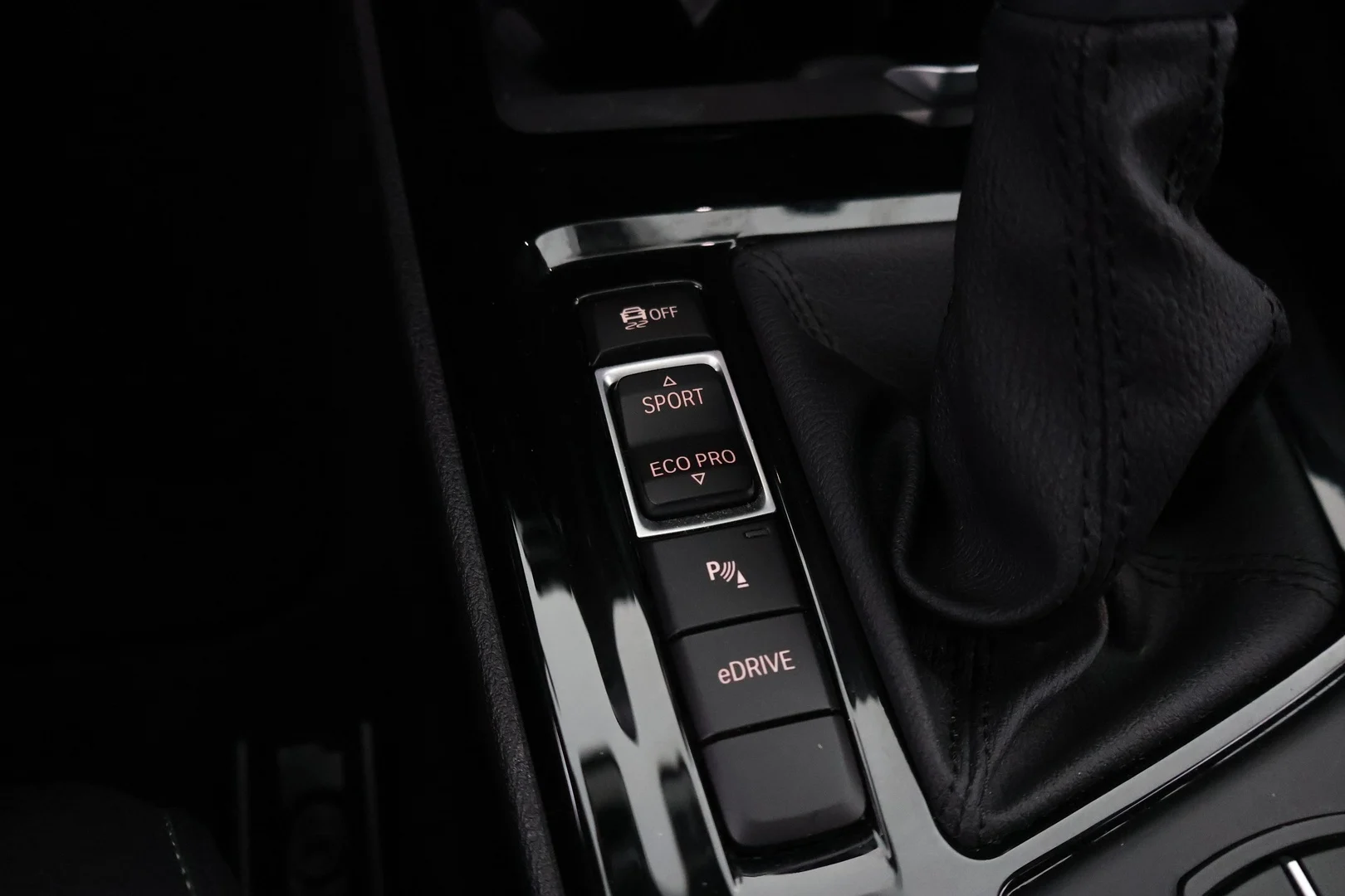 Car Image - 6dHHStFyhSTMvLgzoeQBDR