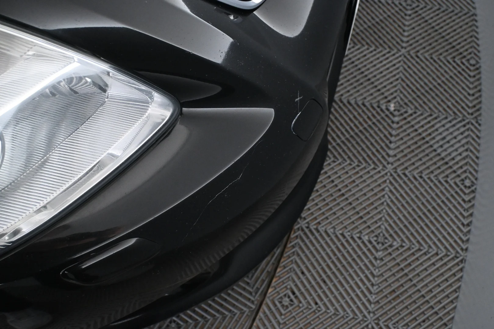 Car Image - 3GlfH0pEPa9gf5KcBsX9vY