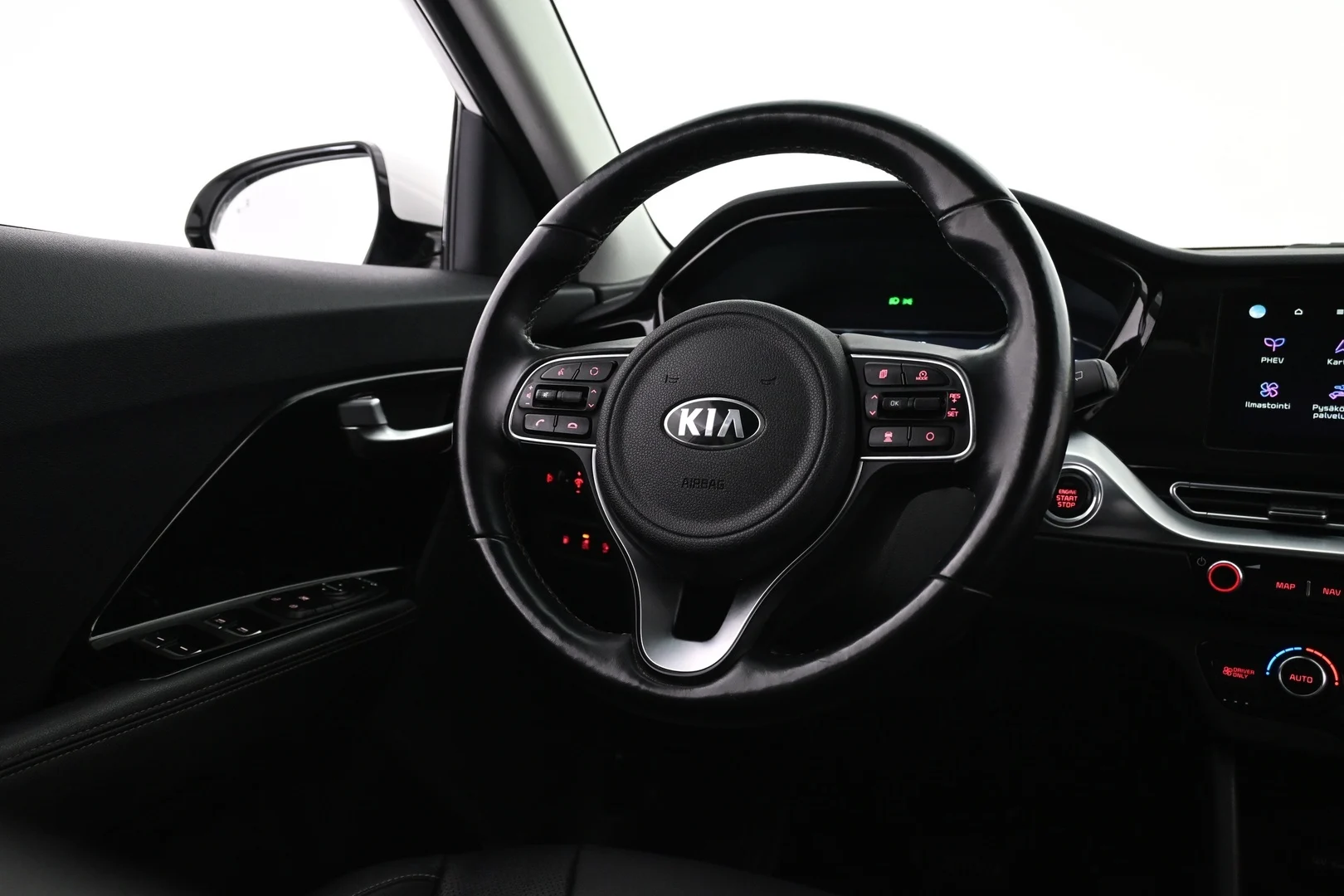 Car Image - 4xc4gDaNq6b3kqjcHMx2Ii