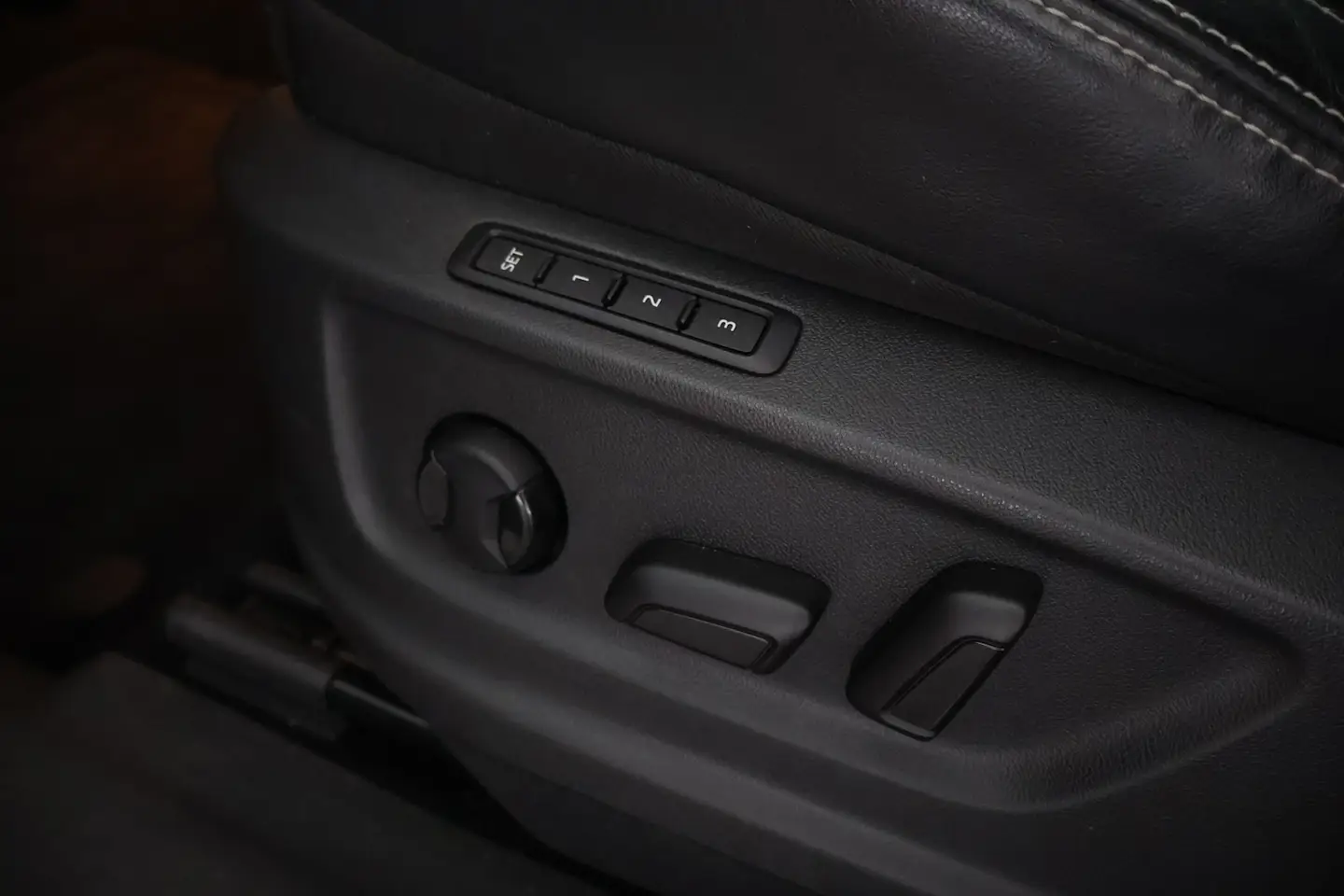 Car Image - 5W27lvXRXjQACUJ2dayCZp