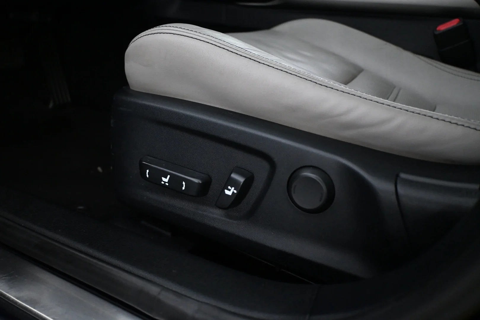 Car Image - 6nfeN7oxERpoqUbYsRz8oC