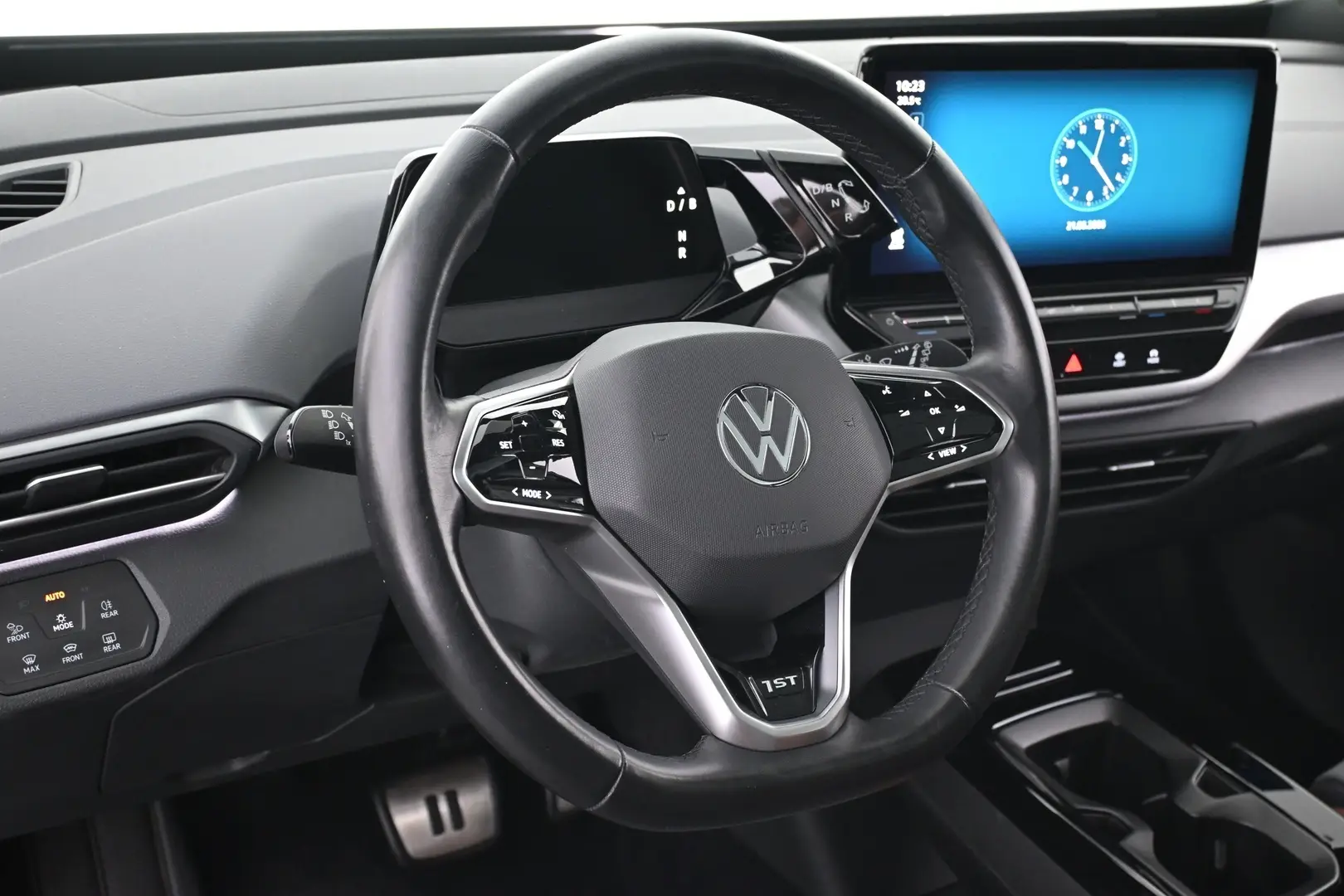 Car Image - 2zemJ5N9v2VnHOfmUE92da