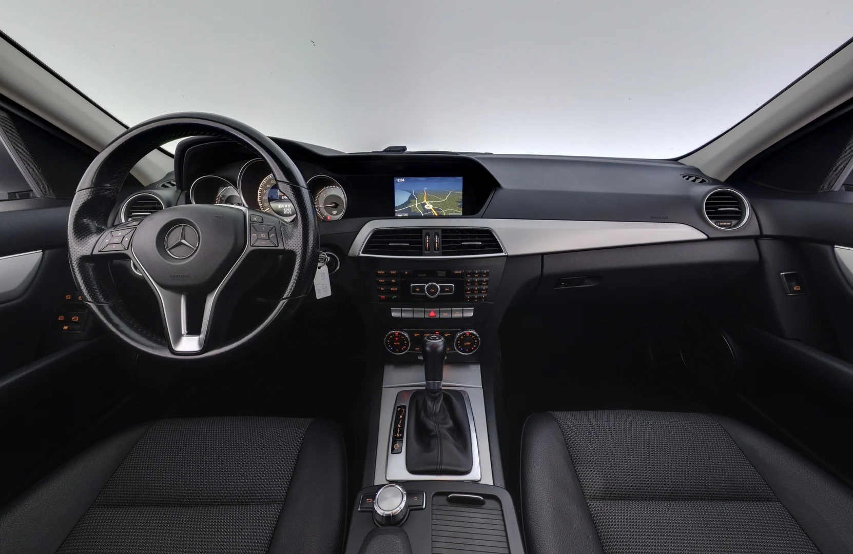 Car Image - 29jZeqoKTEm3j8nBN5vtSs