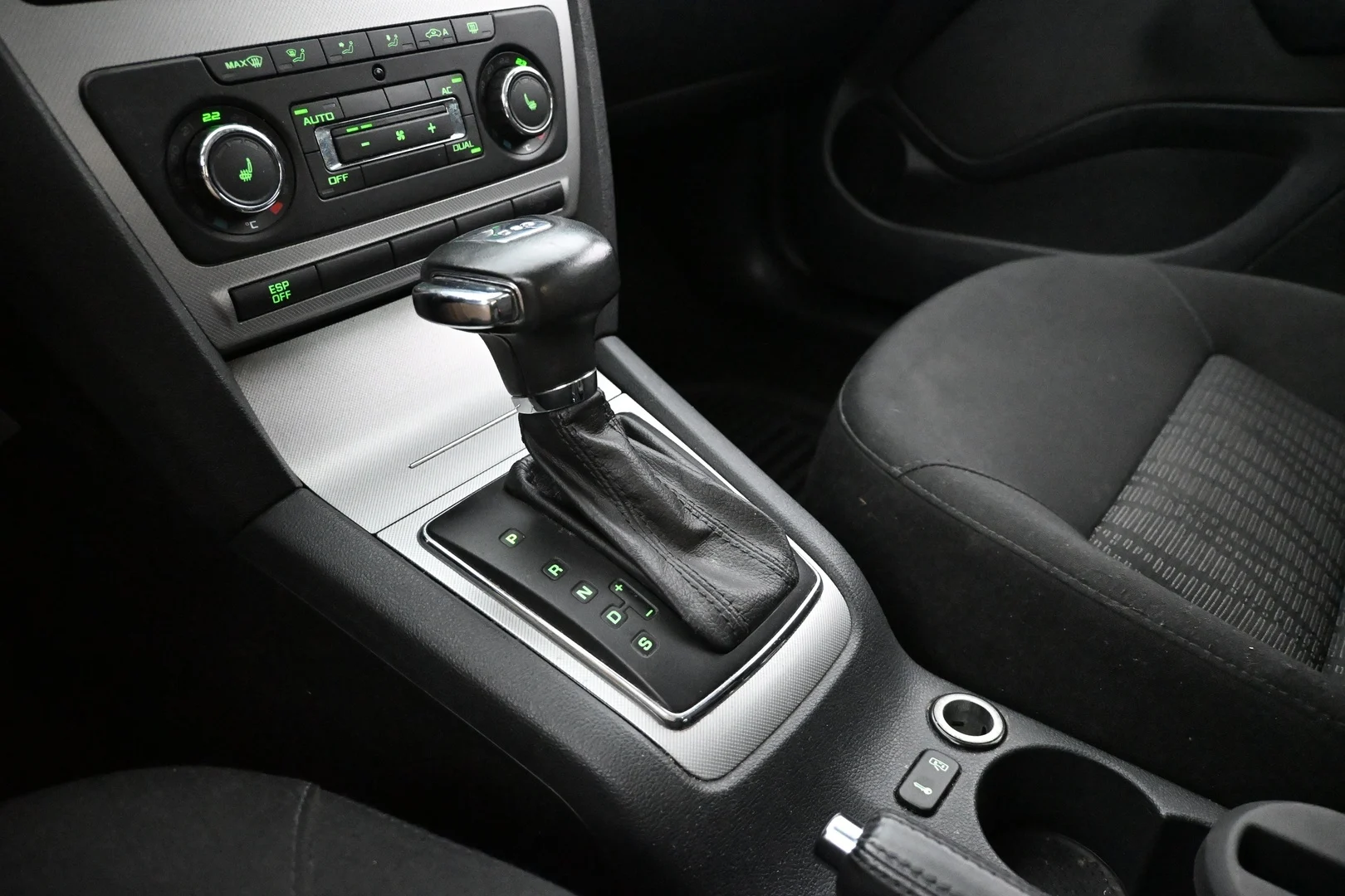 Car Image - 75MhRN1dHfgi64CAg0T1ty