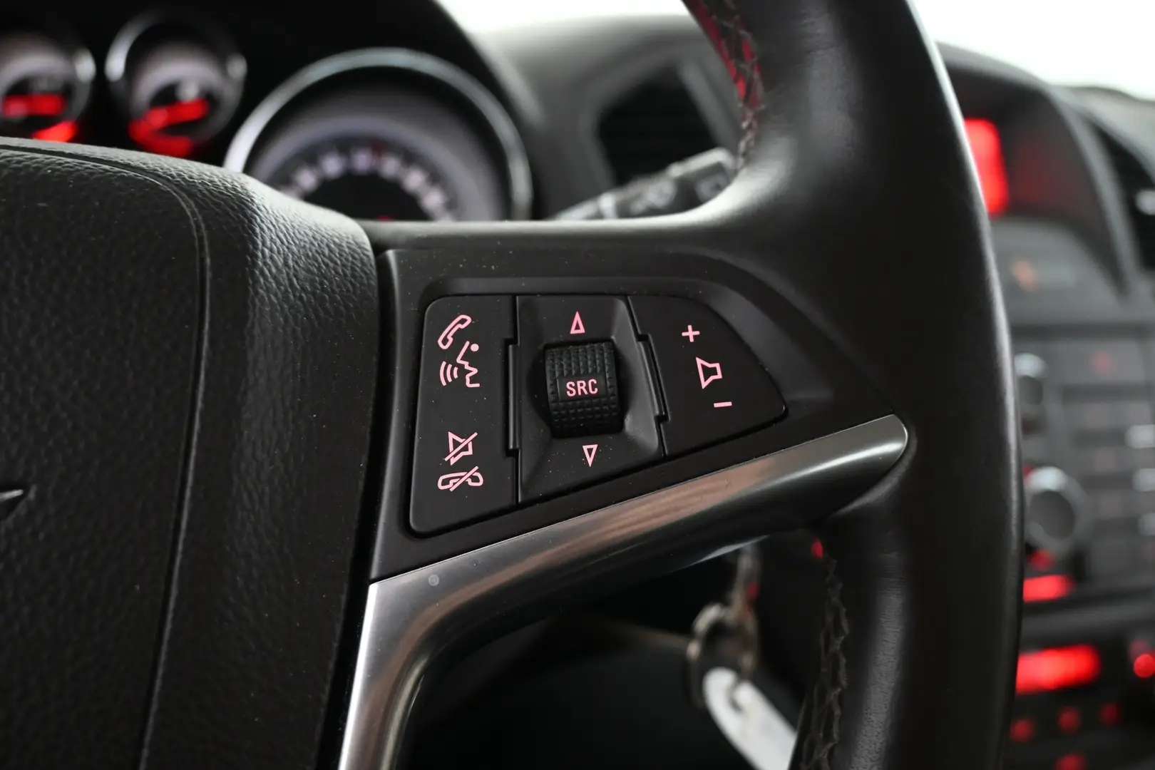Car Image - 2IpuVD1ezPe0rUFaXTan5K