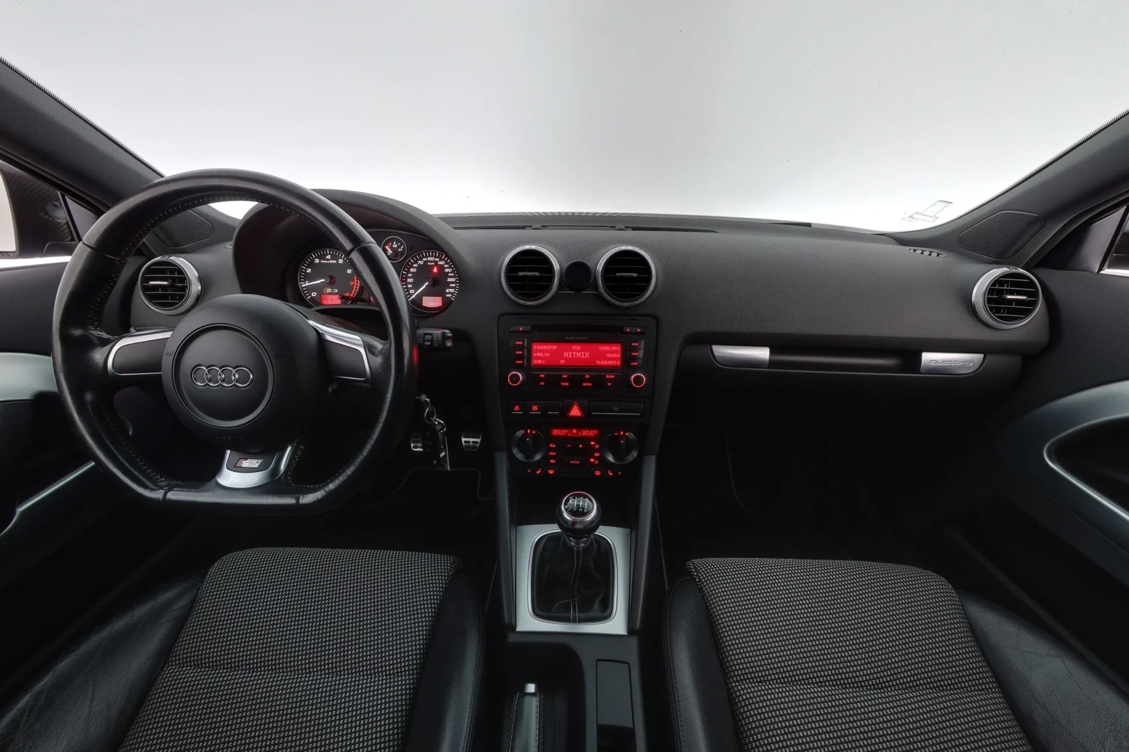 Car Image - 6emSkFMTEPehjv7Fur8AT8