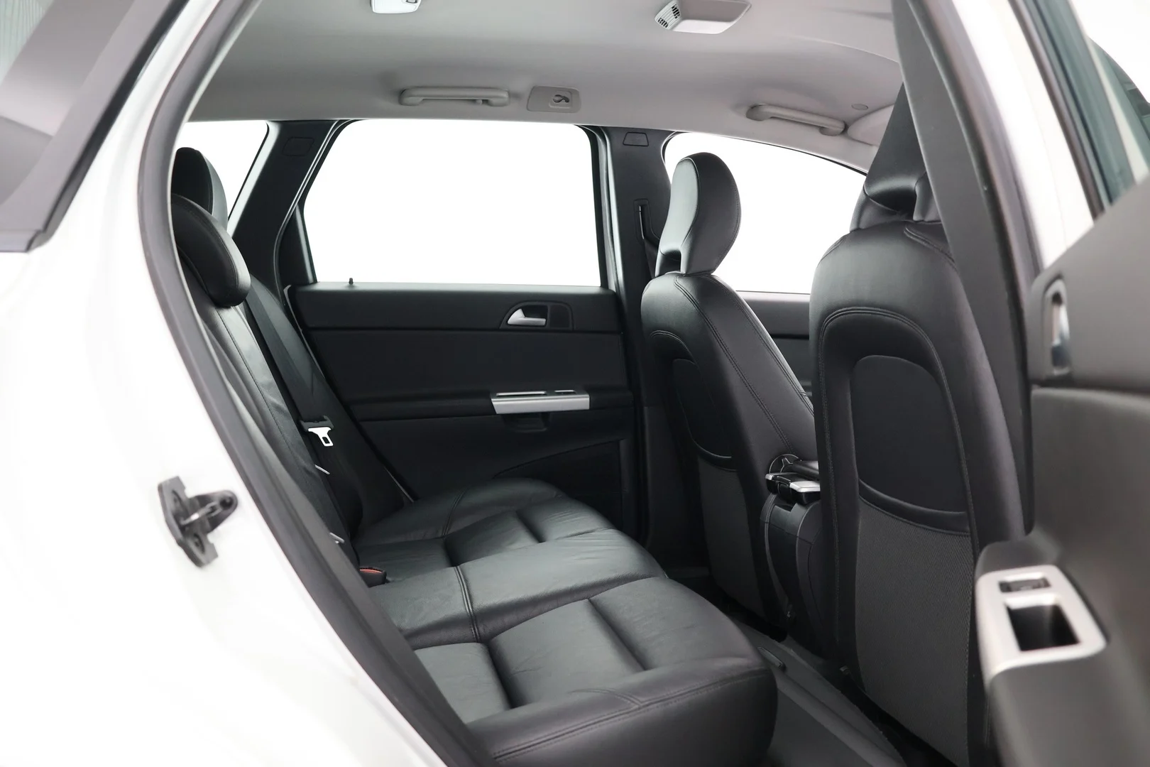 Car Image - 6KVv9YuWu4HfkBxWiQqh9c