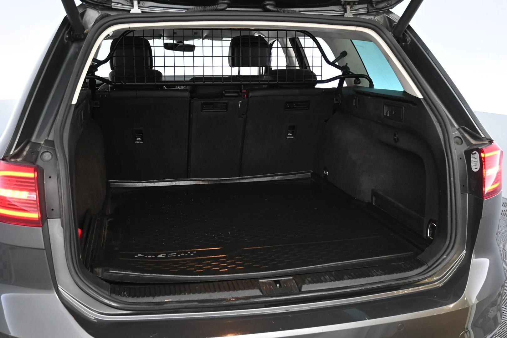 Car Image - 5iouIwbJMLljmrnfobeot1