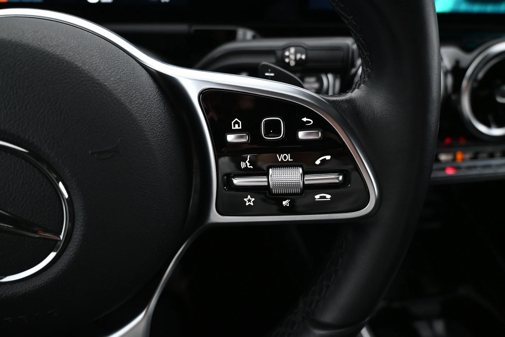 Car Image - 4fkVvDOmbSPS4yxpsF1776