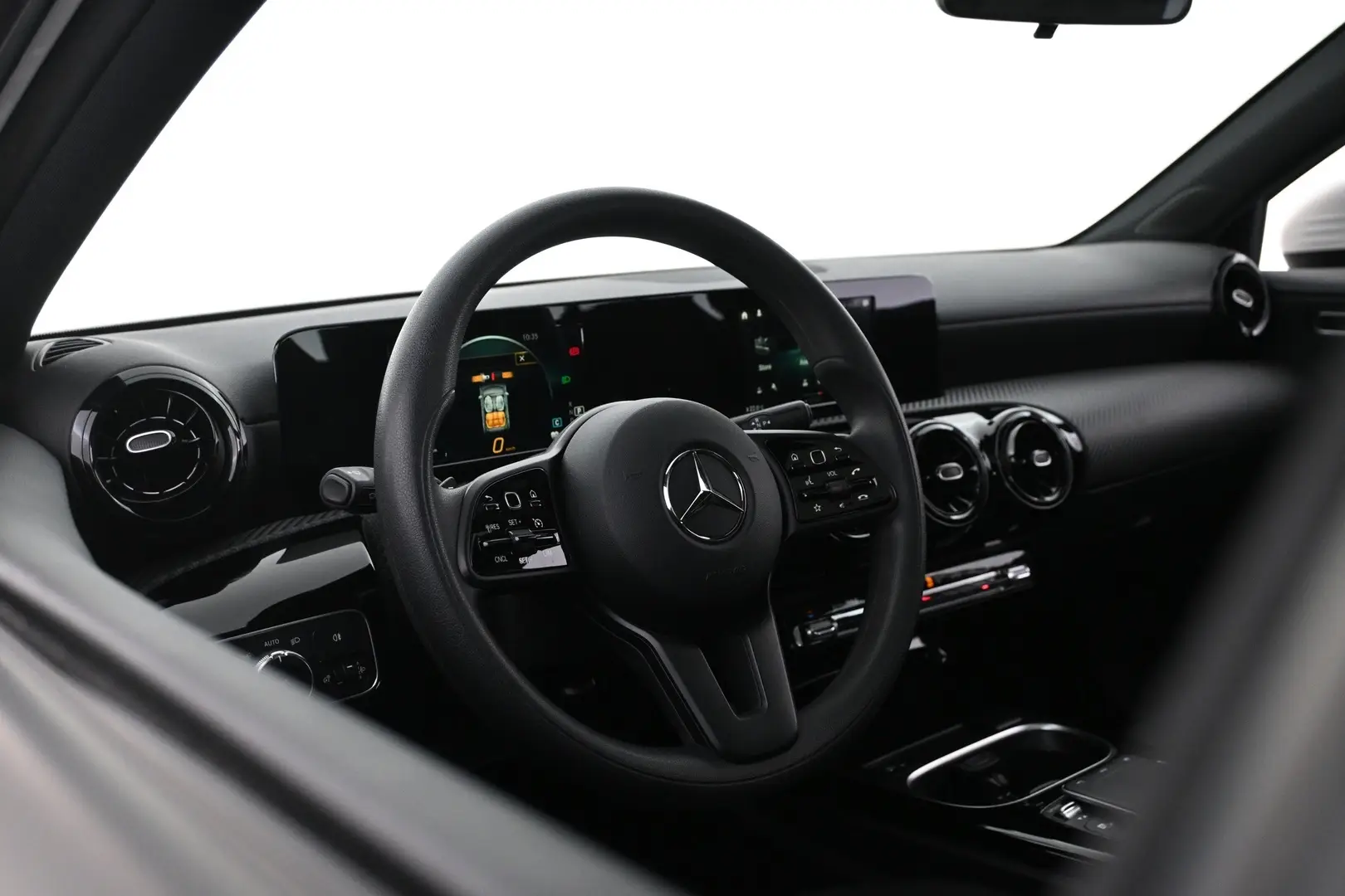 Car Image - 3bYnLbh1nCErvOxznMZzsm