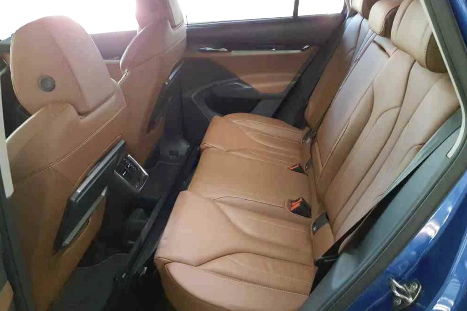 Car Image - 2hTPxWILtxqXwWO6k4mP9V
