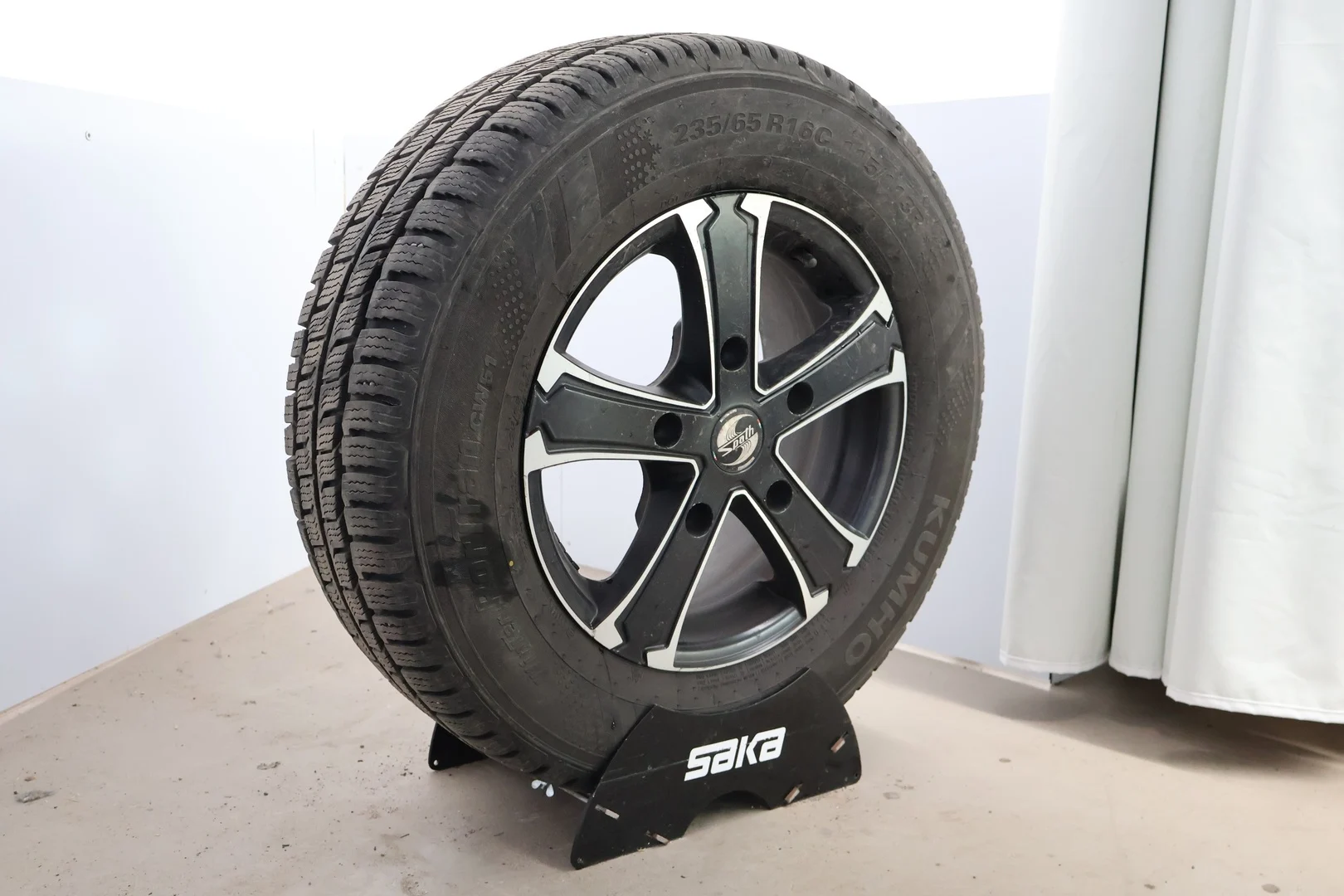 Car Image - 4stfFkjWeT62FWyeHgdrXK