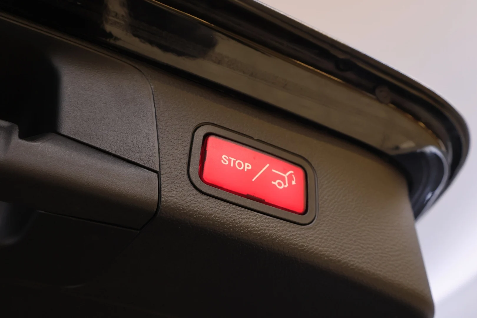 Car Image - 43f43dLUbCzLxHLRboyC0X