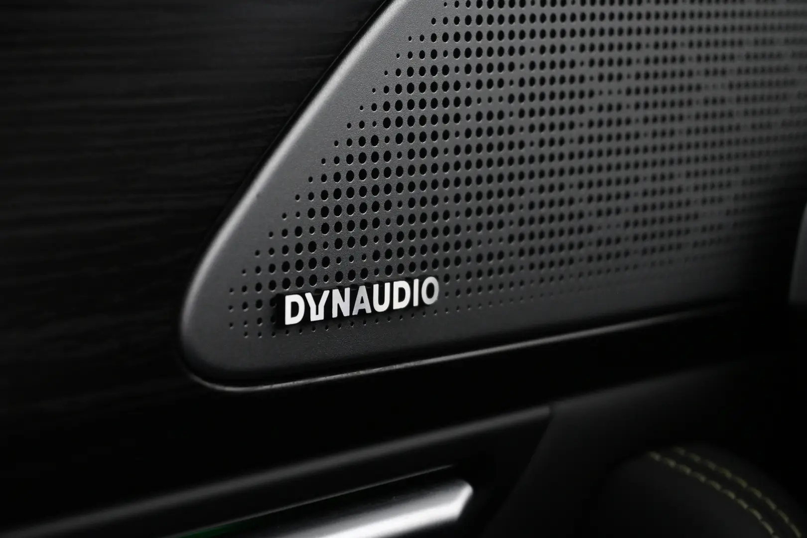 Car Image - 5vZ6HeG9EYdVQq7o1gSuon