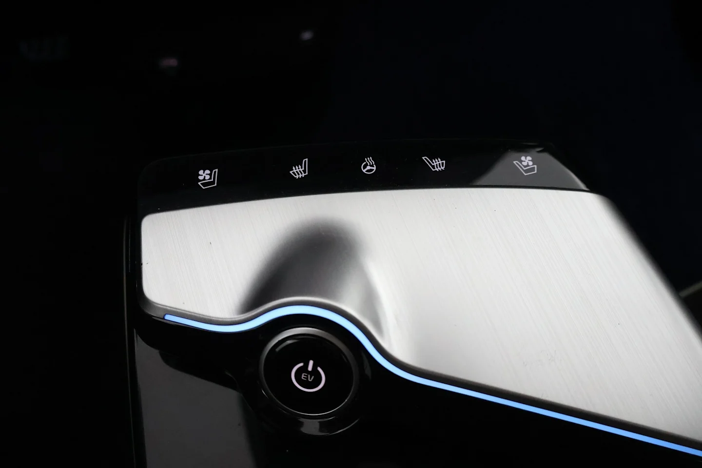 Car Image - 5R1VA3te1jc8C9kHPzs2Bq
