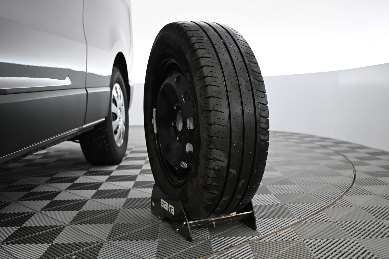 Car Image - 2ROwZRV0trG4fnq54RjjtP