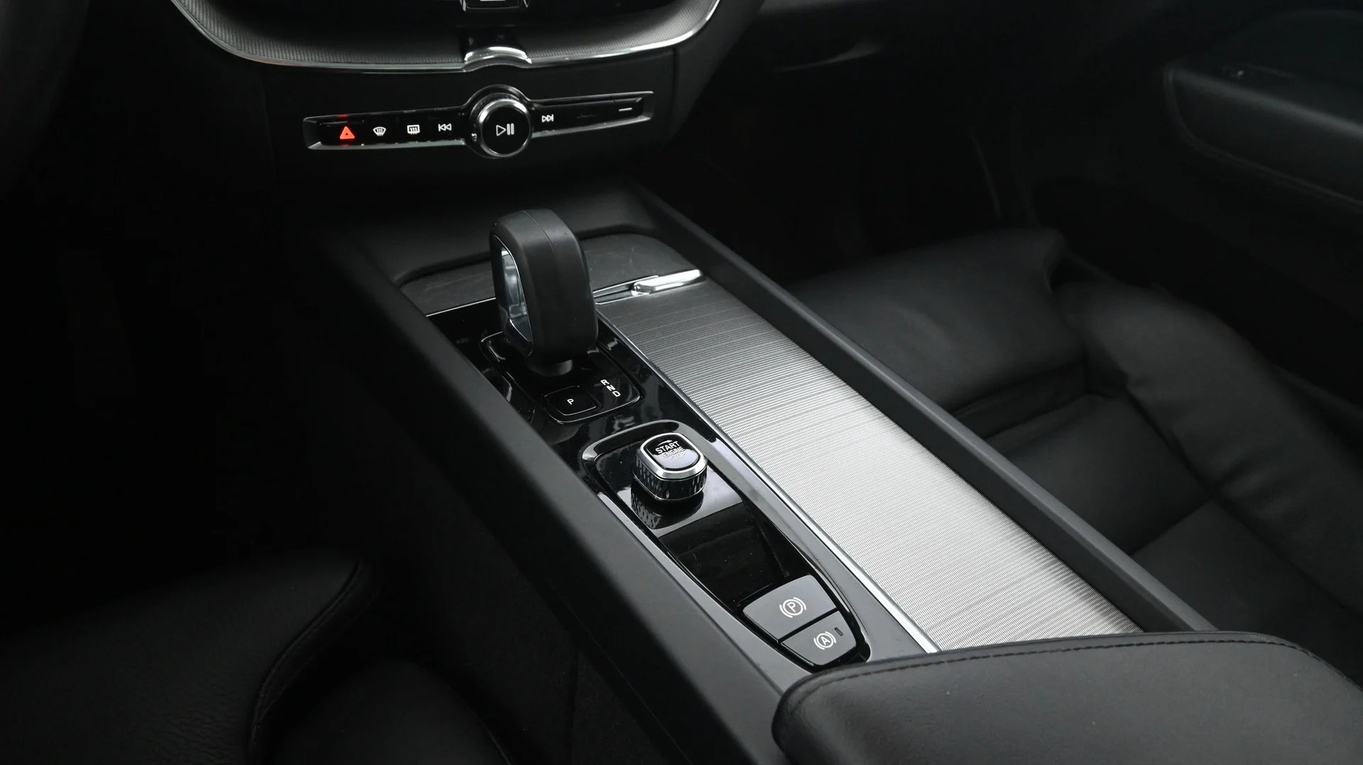 Car Image - 6KVBzRowhJaeoKgHNZkd5C