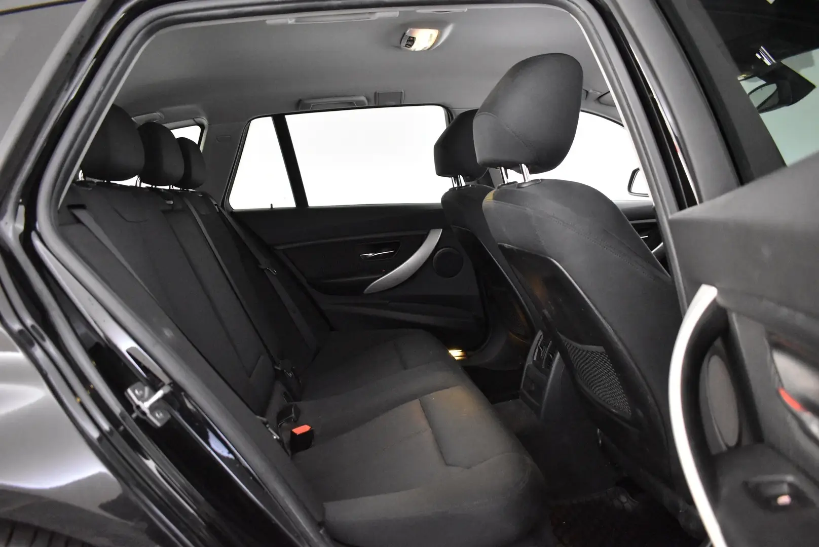 Car Image - 5Zqh14LZB2jTO84X7lRbx7