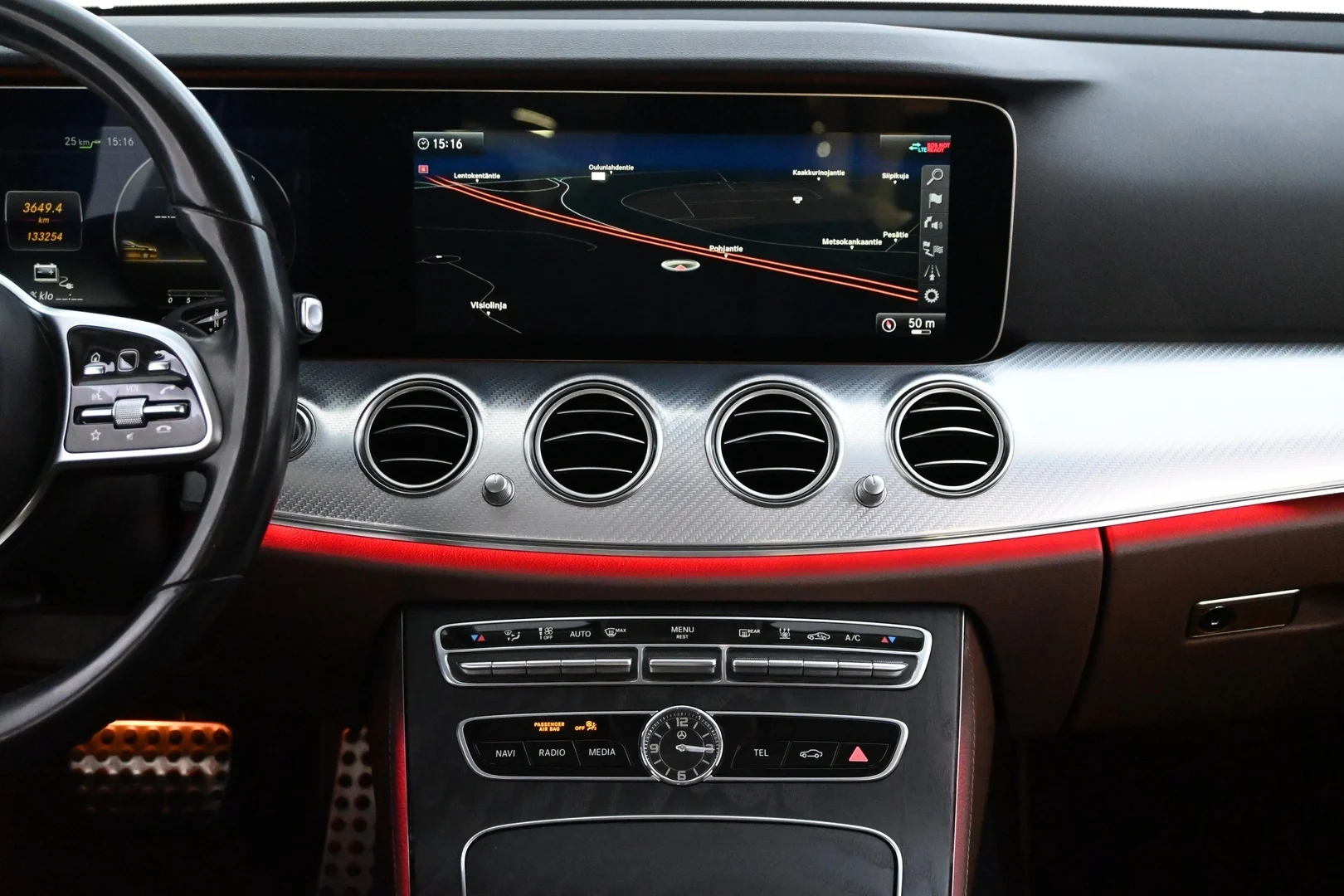 Car Image - T8gH8f9jcli69DSEADXZv