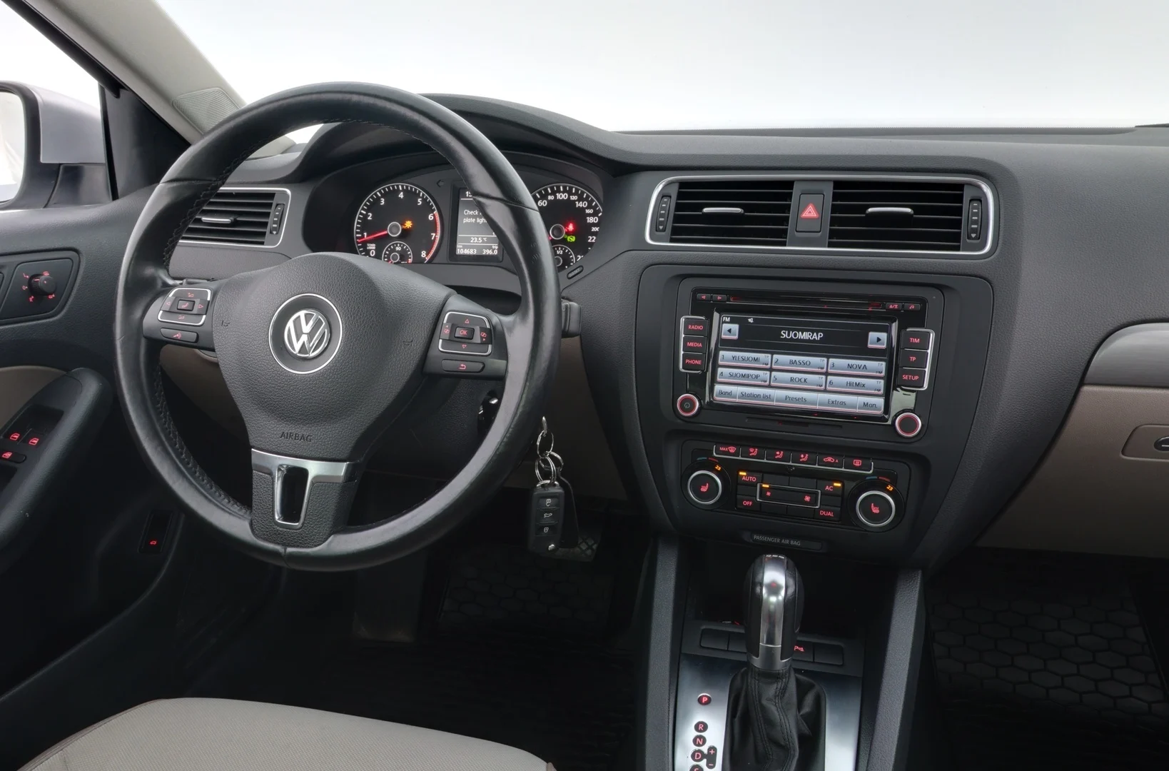 Car Image - 32acV0uaQhvNrMdpp3f049