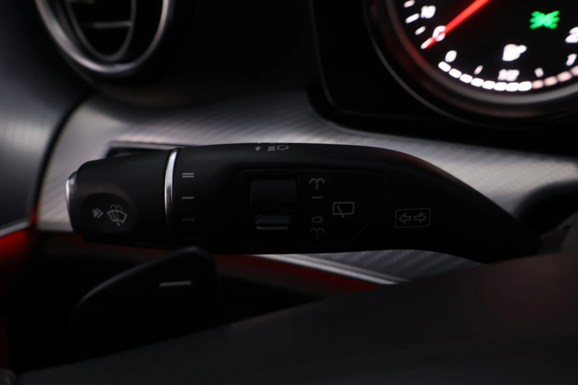 Car Image - 5S25psNuFPhPdk9TjudCvL