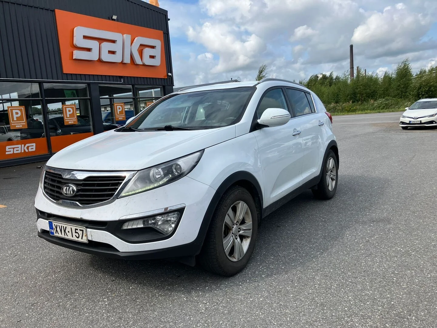 Car Image - 5al0USyPcxkwe2kEfKkLwJ