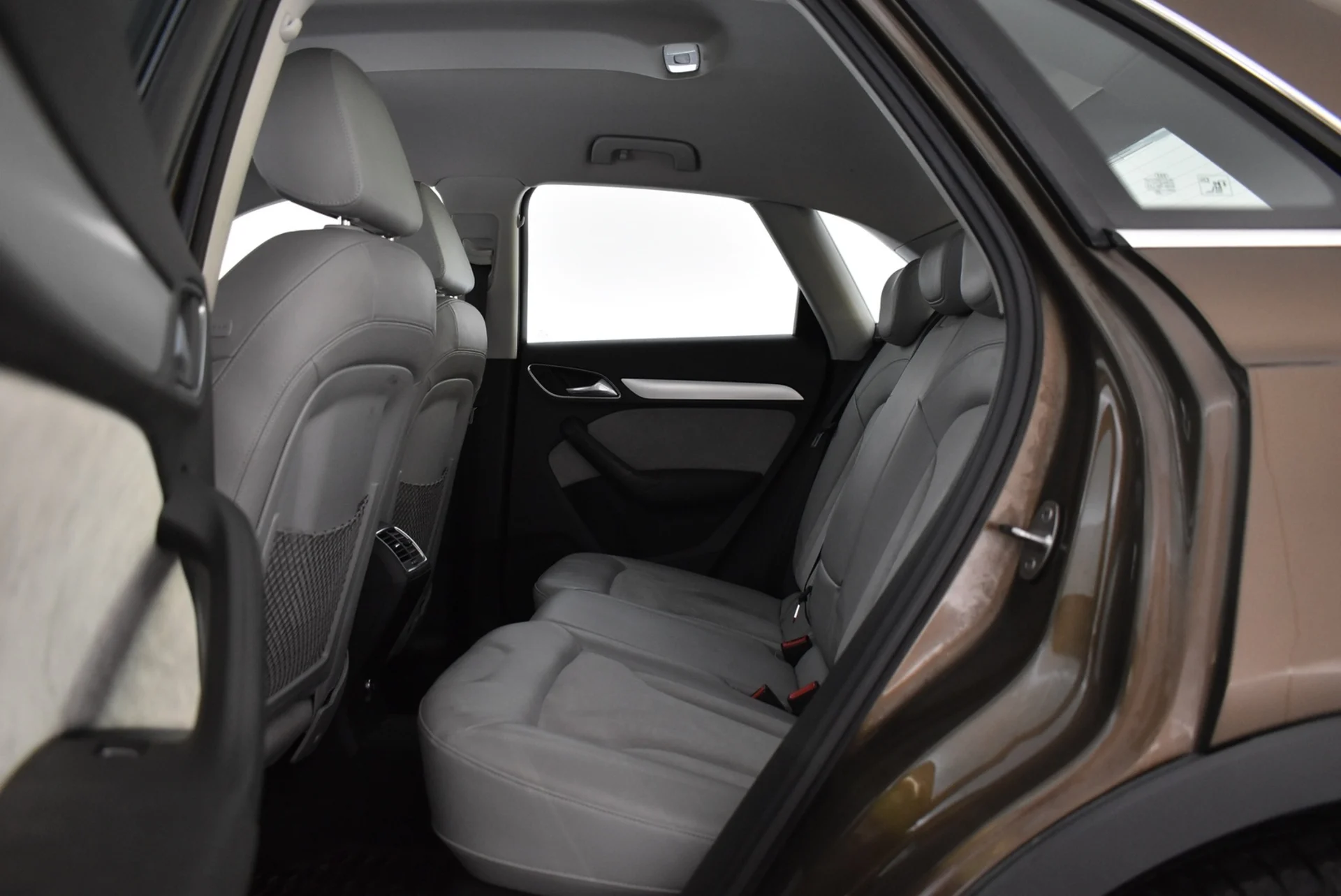 Car Image - 6NnfUkkNFSYKYq8V36QArt