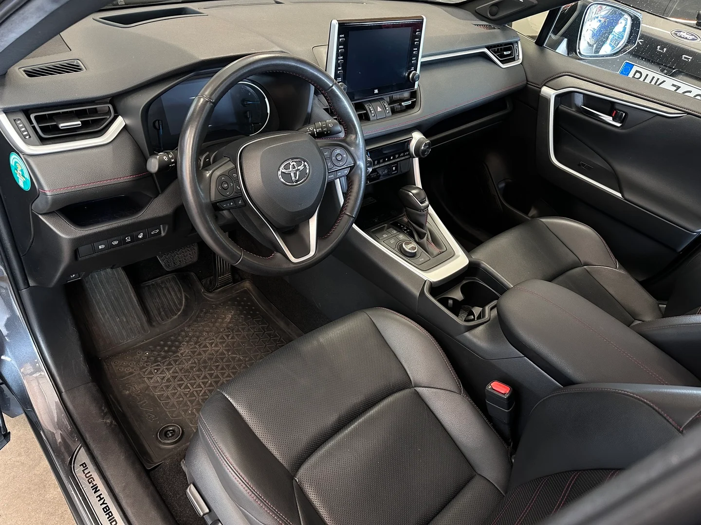 Car Image - 7dfwP9SYddKUJF45pEkjzB