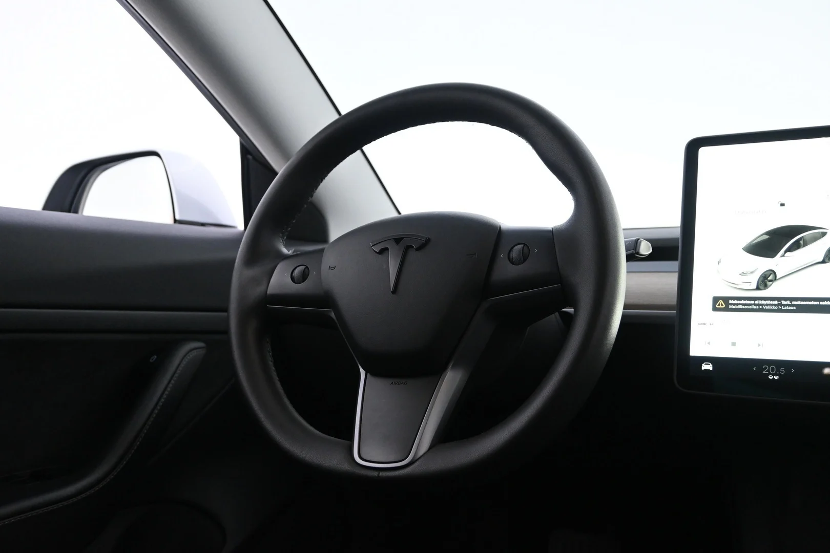 Car Image - 7C8IIaas8LQtaWRINDPBc5