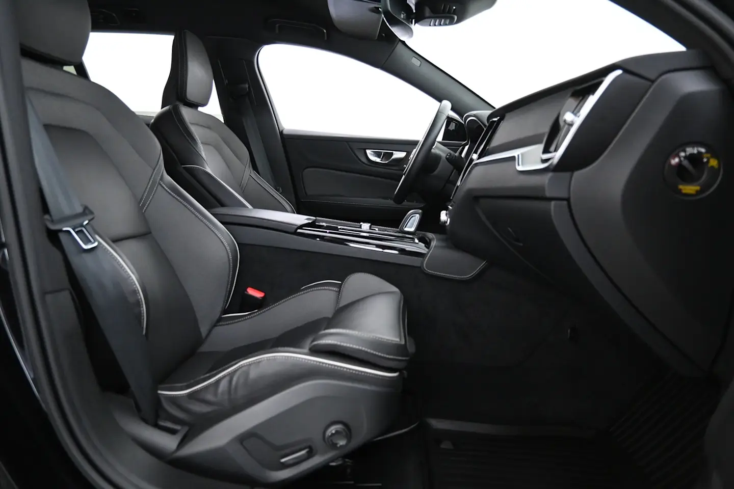 Car Image - 3SVxbfOh7HA7nkTtKdKJWR