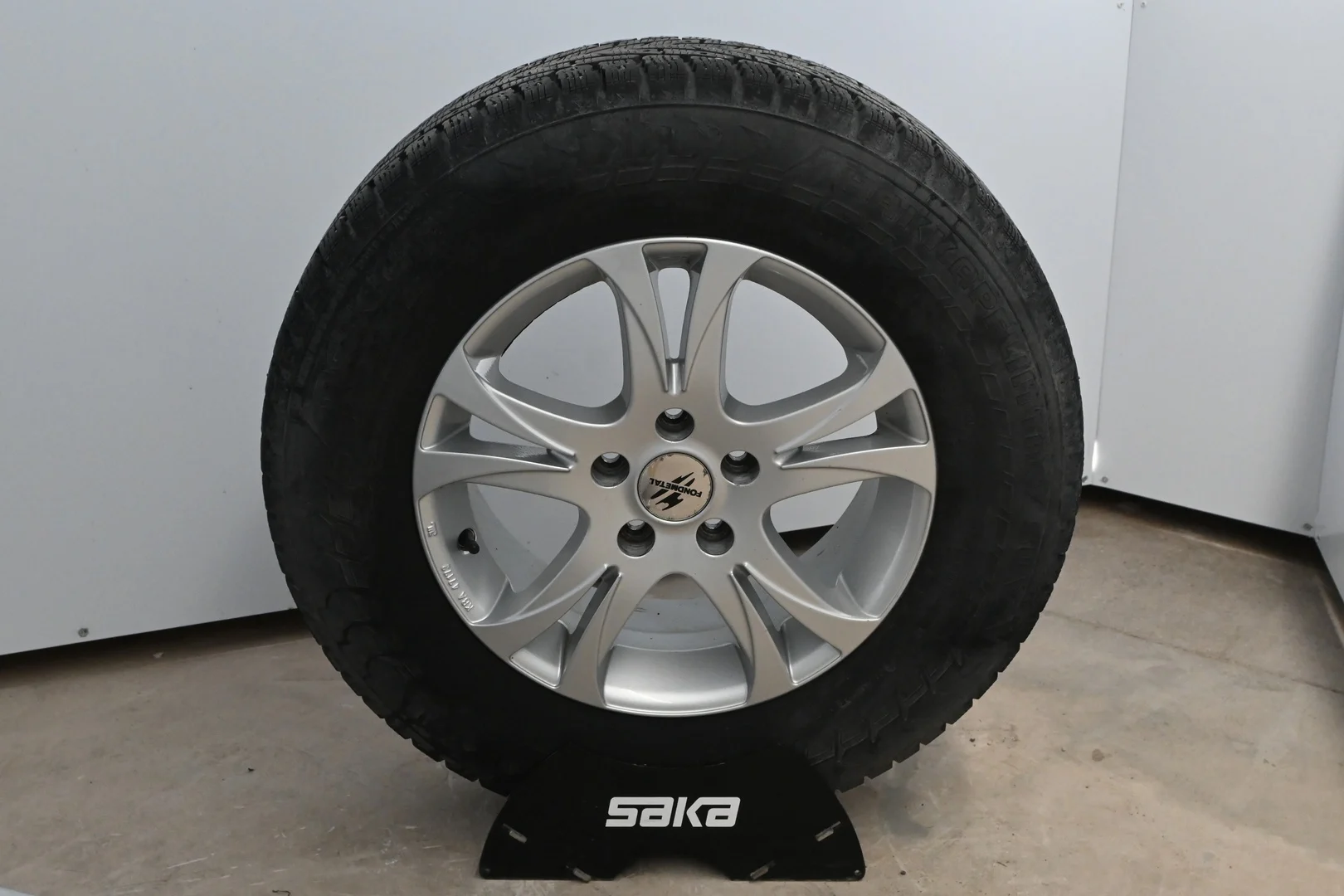 Car Image - 6QedRUHkvH3hTzKA5khzgF