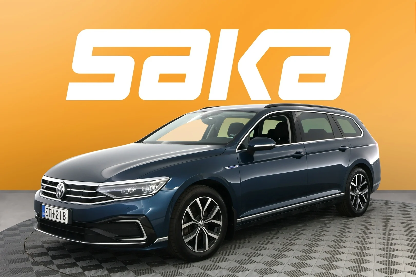Car Image - 44Cy5i6oENg8V20nZ5DVJJ