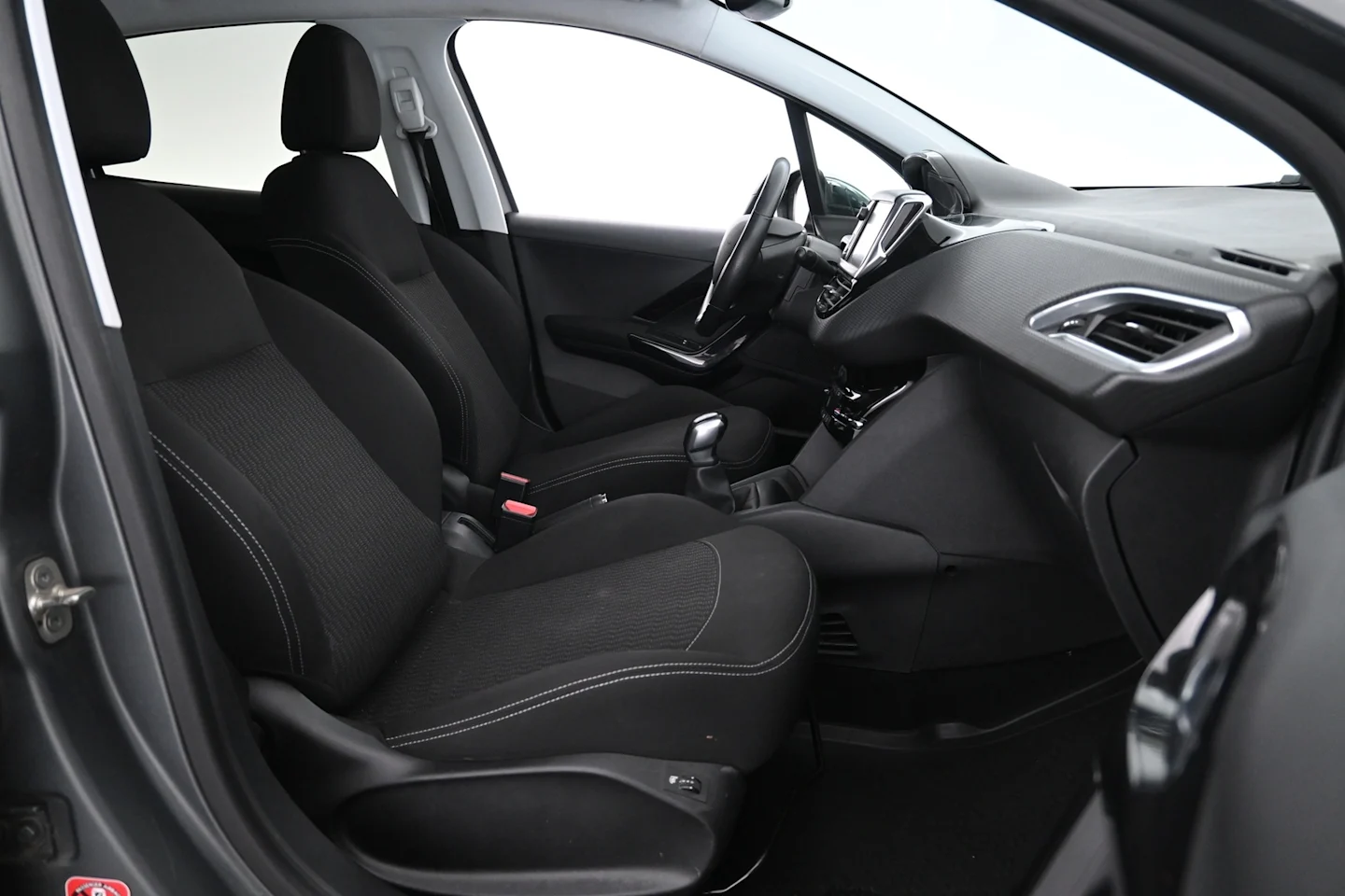 Car Image - 17a8QTGEnIUkFN3OHgB3Xd
