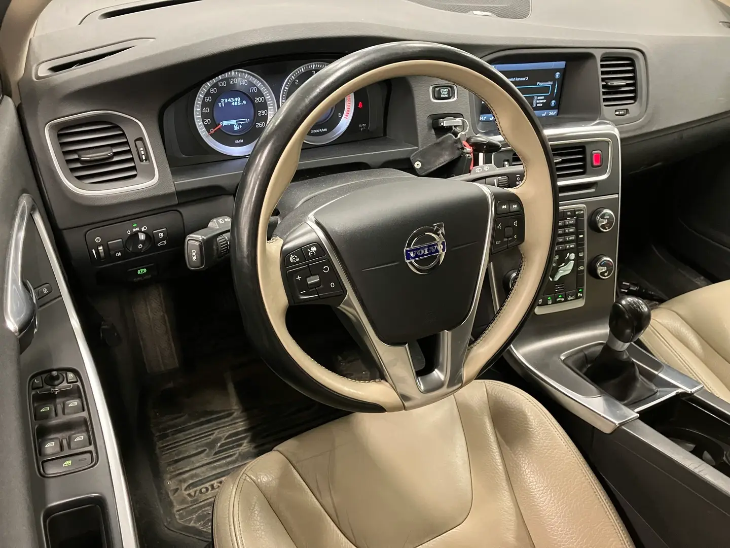 Car Image - 7D2HUlUlHnOhhp9MmzUv1G