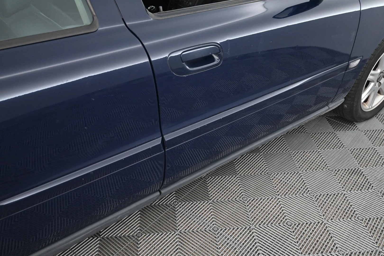Car Image - 7lRYGqrPytDUWp4mfd7GGn