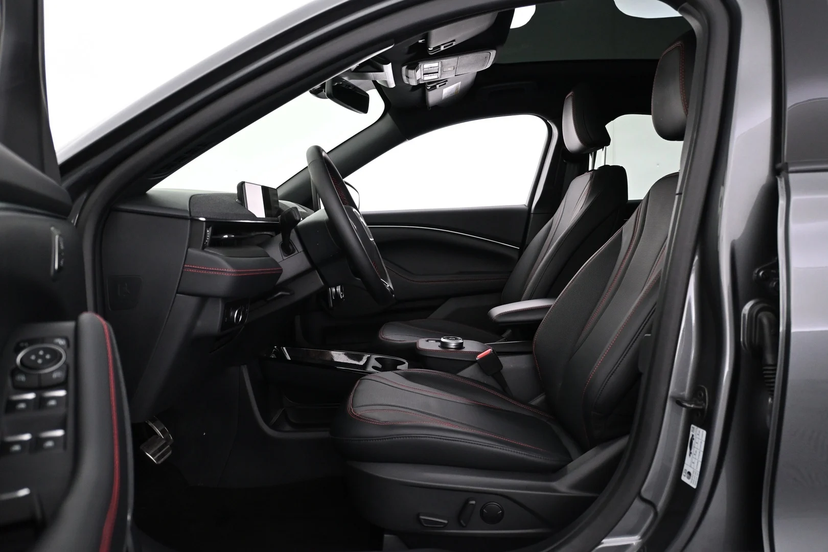 Car Image - eDfwDZQwS4RliEIbbpd5U