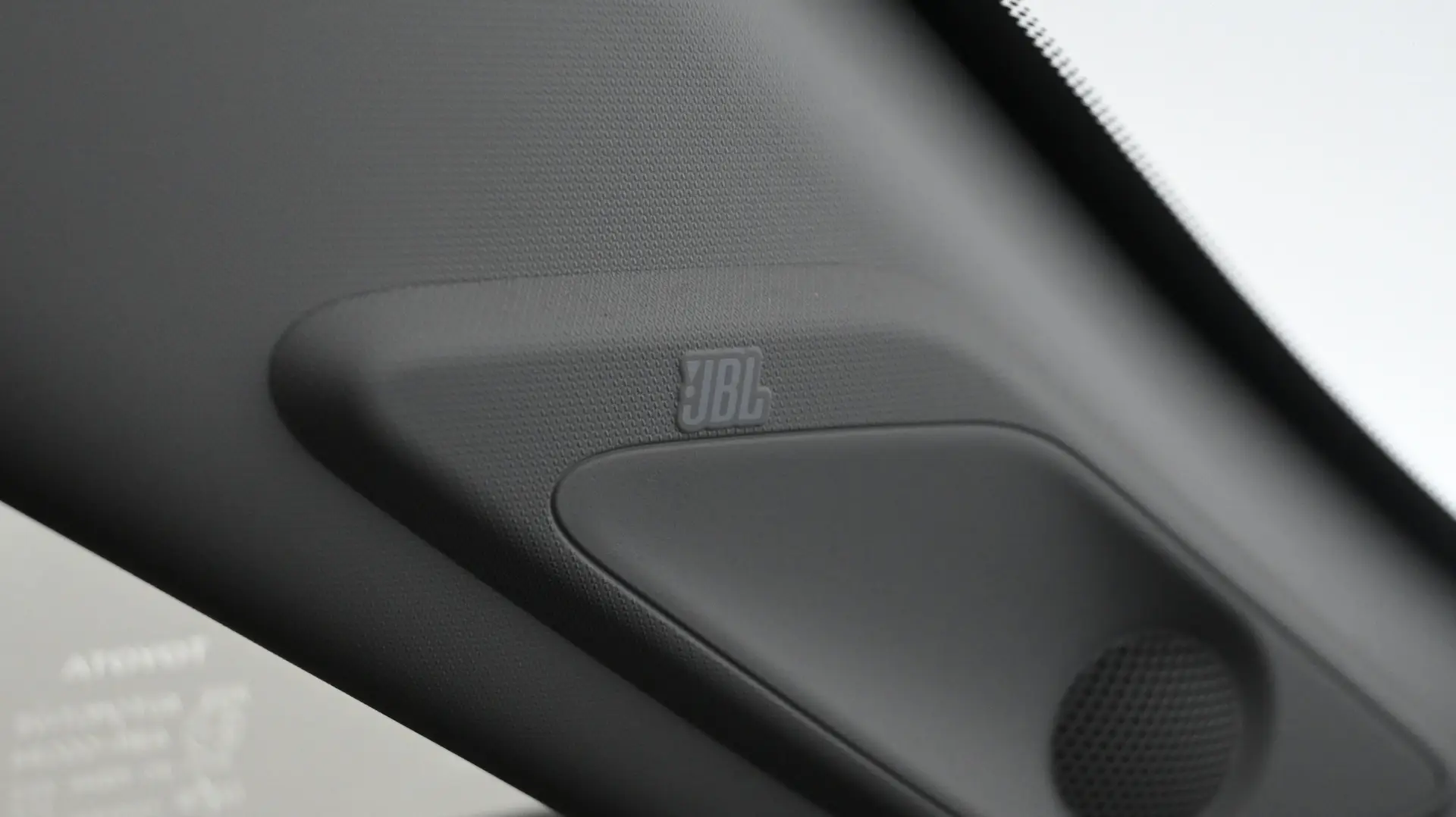Car Image - 6Zj7MIr0LAv9MQAQ7jAZFo