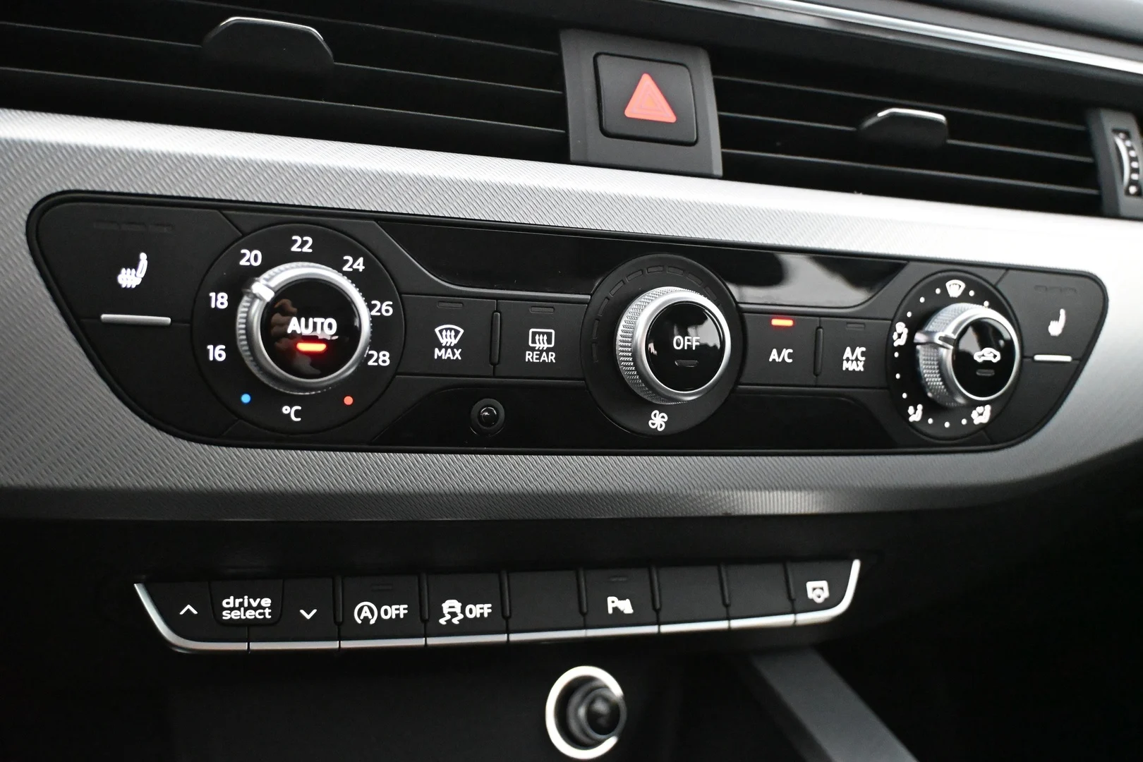 Car Image - 1EhQmXVgeuLqHinqUSffE4